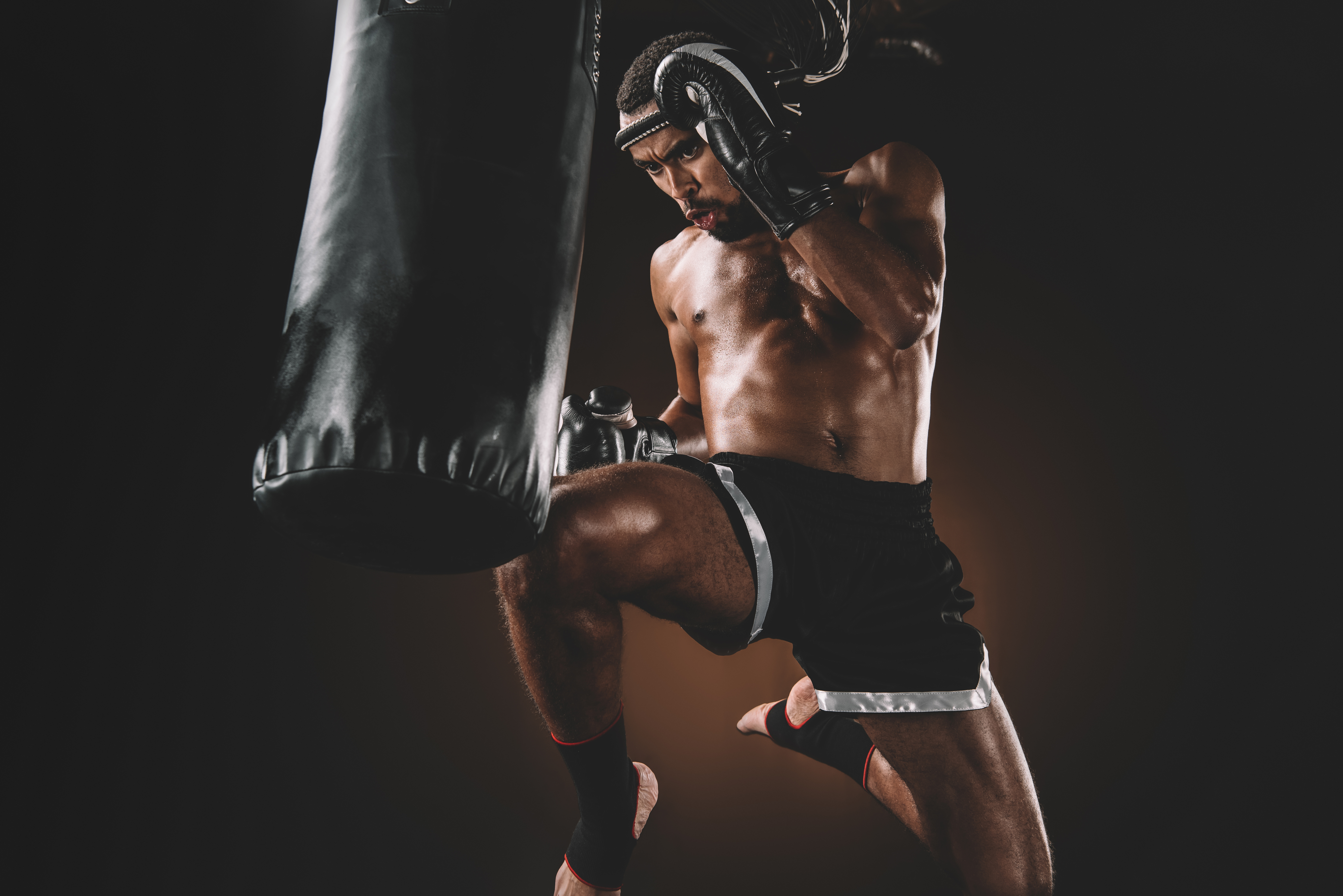 What are the Different Muay Thai Fighting Styles?